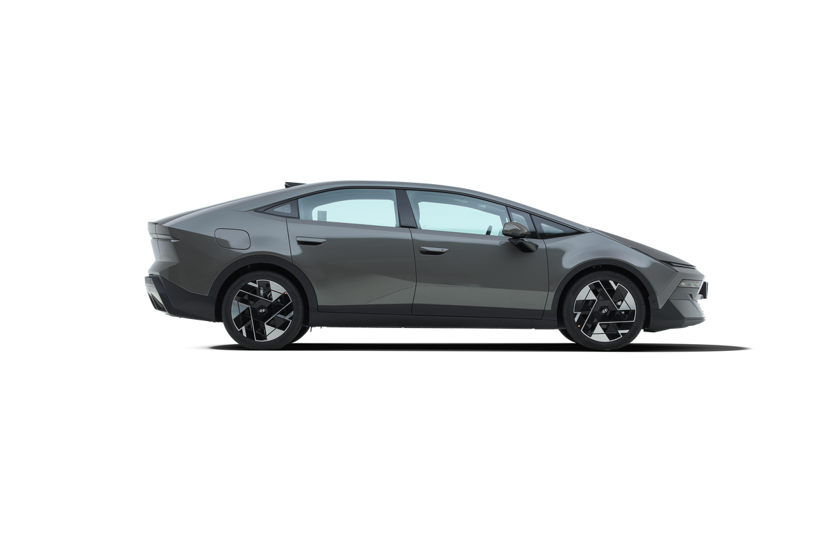IONIQ(艾尼氪)V
